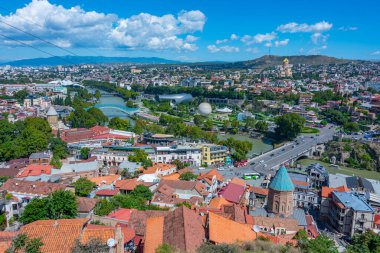 Gürcistan 'da Tiflis şehir merkezinin panorama manzarası