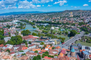 Gürcistan 'da Tiflis şehir merkezinin panorama manzarası