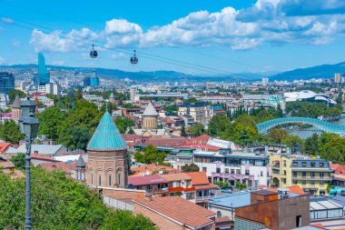 Gürcistan 'da Tiflis şehir merkezinin panorama manzarası