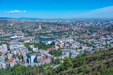 Gürcistan 'daki Mtatsminda tepesinden Tiflis' in Panorama manzarası