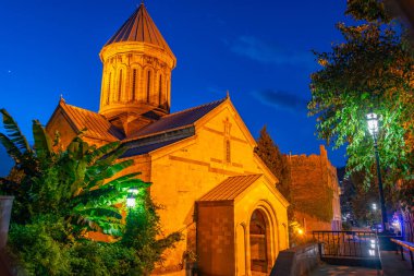 Gürcistan 'daki Sion Katedrali' nin gece manzarası