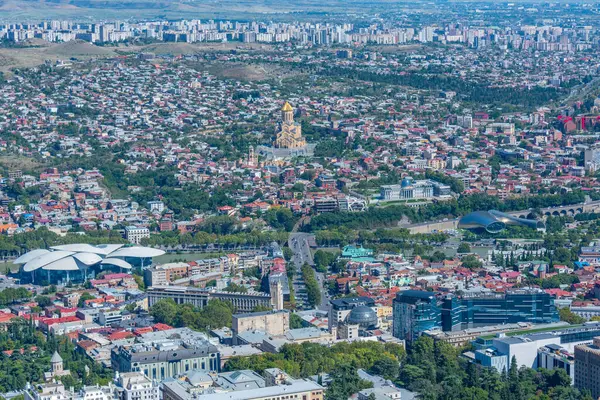 Gürcistan 'daki Mtatsminda tepesinden Tiflis' in Panorama manzarası