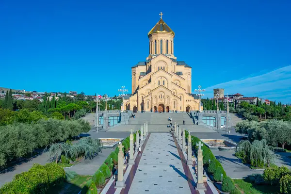 Gürcistan 'daki Tiflis Trinity Katedrali.