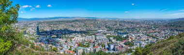 Gürcistan 'daki Mtatsminda tepesinden Tiflis' in Panorama manzarası
