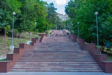 Moldova 'nın Chisinau kentindeki Valea Morilor parkında merdiven