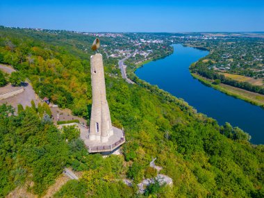 Moldova 'nın Soroca kenti yakınlarındaki Minnet Mumunun Panorama manzarası