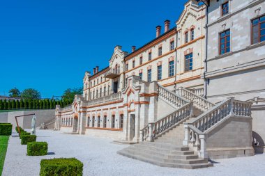 Moldova 'daki Castel Mimi' de yaz günü