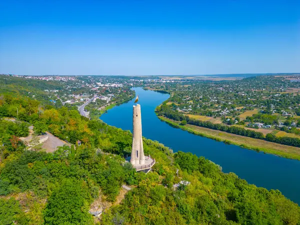 Moldova 'nın Soroca kenti yakınlarındaki Minnet Mumunun Panorama manzarası