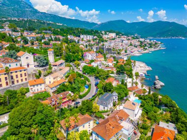 Karadağ 'daki Herceg Novi' nin hava manzarası