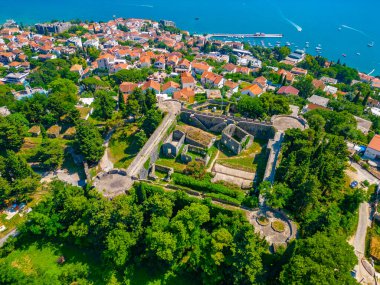 Herceg Novi 'nin İspanyol kalesi Karadağ' la Panoraması