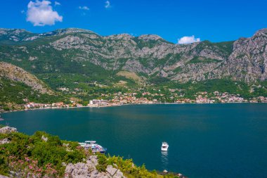 Karadağ 'ın Boka Kotorska körfezindeki Risan kasabası