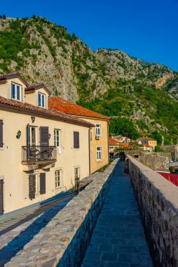 Karadağ 'ın Kotor kentinde ortaçağ tahkimatı