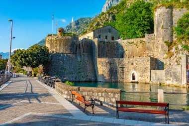 Karadağ 'ın Kotor kentinde ortaçağ tahkimatı