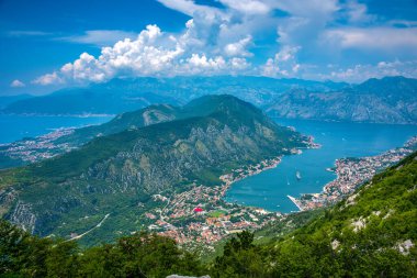 boka kotorska Karadağ'Körfez Panoraması