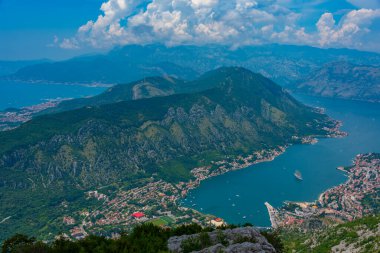 boka kotorska Karadağ'Körfez Panoraması