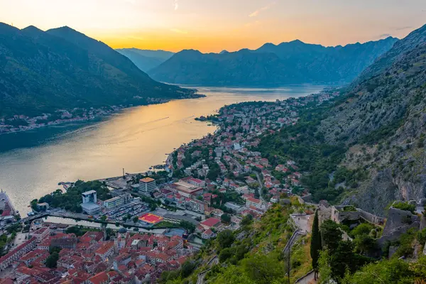 Widok Zachód Słońca Kotoru Czarnogórze — Zdjęcie stockowe