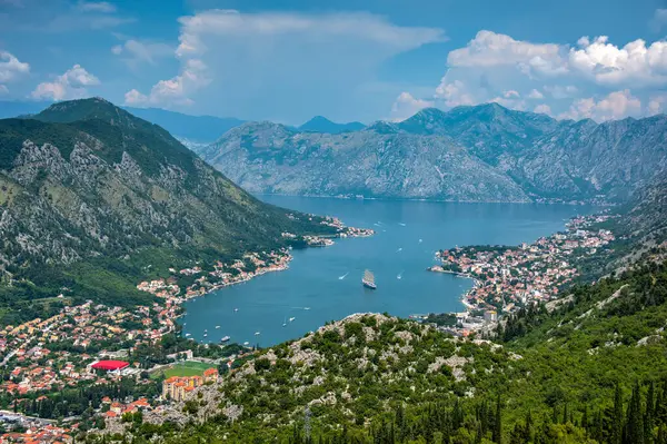博卡科托尔湾在黑山的全景 — 图库照片