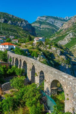 Moğolistan 'daki Stari Bar kalesinde su kemeri.