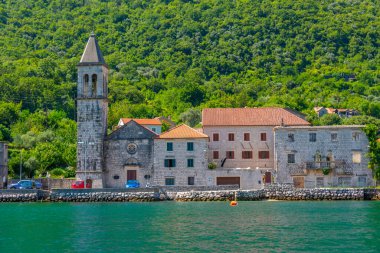 Karadağ 'ın Boka Kotorska körfezindeki Donji Stoliv Katolik Kilisesi