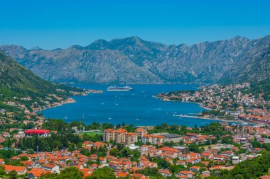 boka kotorska Karadağ'Körfez Panoraması