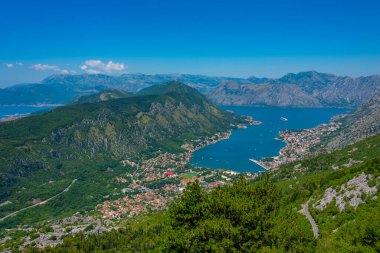 boka kotorska Karadağ'Körfez Panoraması