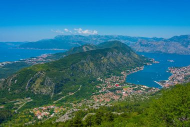 Karadağ 'daki Tivat ve Boka Kotorska körfezi