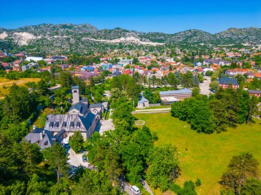 Çetince manastırı ve Karadağ 'daki eski kentin hava manzarası