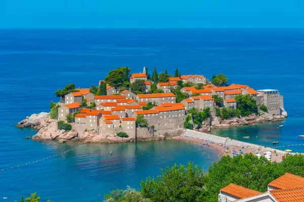 Karadağ 'da Sveti Stefan' ın Panorama görüşü