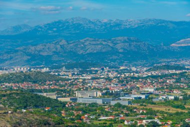 Karadağ 'ın Podgorica başkentinin Panorama manzarası