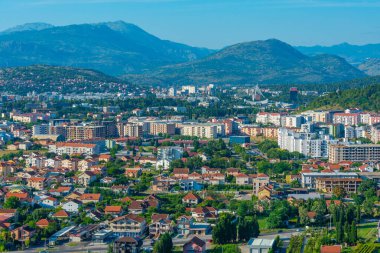 Karadağ 'ın Podgorica şehir merkezinin hava manzarası