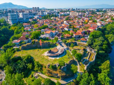 Karadağ 'ın Podgorica kentindeki Nemanjin kalesinden mezun oldu