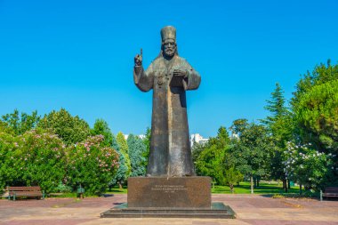 Karadağ 'ın Podgorica kentindeki Petar Petroviç Njegos Heykeli