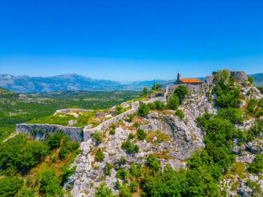 Karadağ 'daki Antik İlirya Meteon Kenti (Medun)