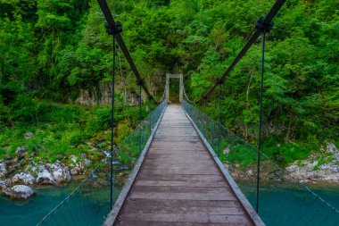 Karadağ 'da Tara Nehri üzerindeki tahta köprü