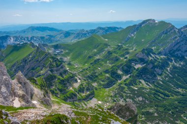 Karadağ 'ın Bobotuv Kuk dağının hakim olduğu Durmitor Milli Parkı Panoraması