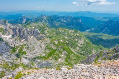 Karadağ 'ın Bobotuv Kuk dağının hakim olduğu Durmitor Milli Parkı Panoraması