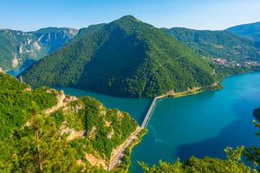 Karadağ 'daki Piva Kanyonu Panoraması