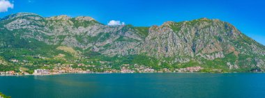 Karadağ 'ın Boka Kotorska körfezindeki Risan kasabası