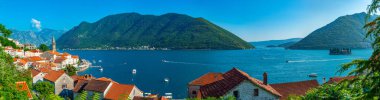 Karadağ 'da Perast' in havadan görünüşü