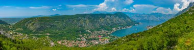 boka kotorska Karadağ'Körfez Panoraması