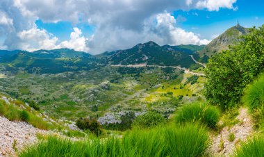 Karadağ 'daki Lovcen Ulusal Parkı' nın manzarası