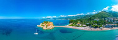 Karadağ 'da Sveti Stefan' ın Panorama görüşü