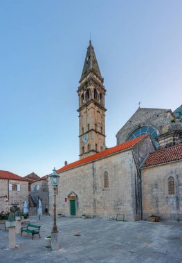 Perast, Karadağ 'daki Aziz Nicholas Kilisesi