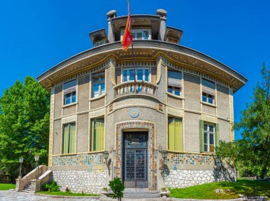 Karadağ 'ın Çetince kentindeki eski Fransız büyükelçiliği