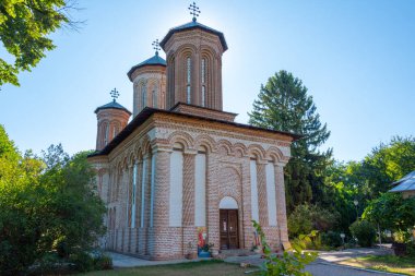 Romanya 'daki Snagov manastırında güneşli bir gün