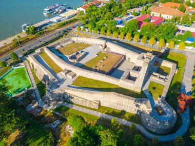 Romanya 'daki Severin Kalesi