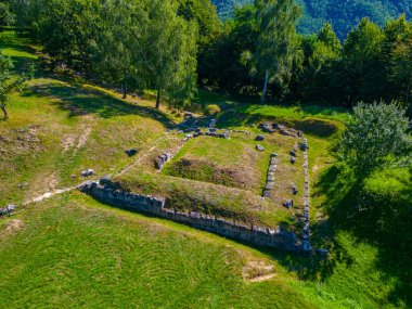 Romanya 'daki Orastie dağlarında Dacian Kalesi Kostesti