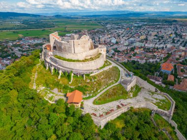 Deva Kalesi ve Romanya 'nın çevresindeki kırsal bölgeler
