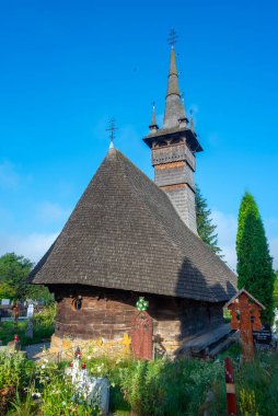 Romanya 'nın Rogoz kentindeki Kutsal Başmelekler Kilisesi Michael ve Gabriel