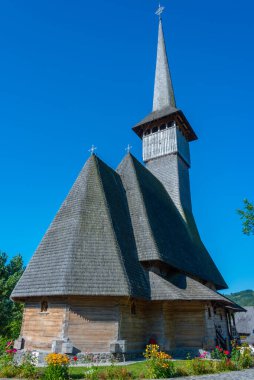 Romanya 'daki Barsana manastırında yaz günü